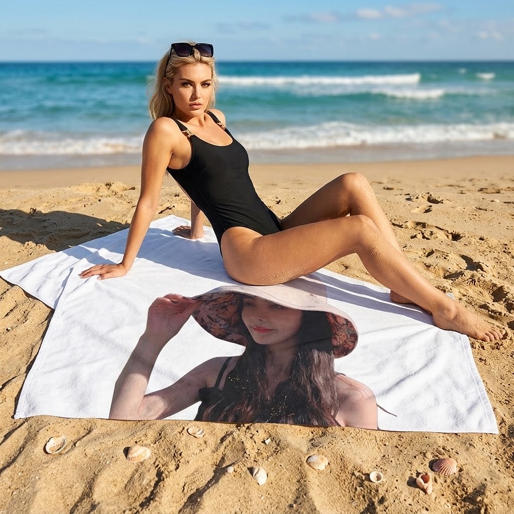 Sun Hat for Women Wide Brim Reversible Bucket Hat UV Protection Foldable Summer Hat with Chin Strap Beach Hat for Travel
